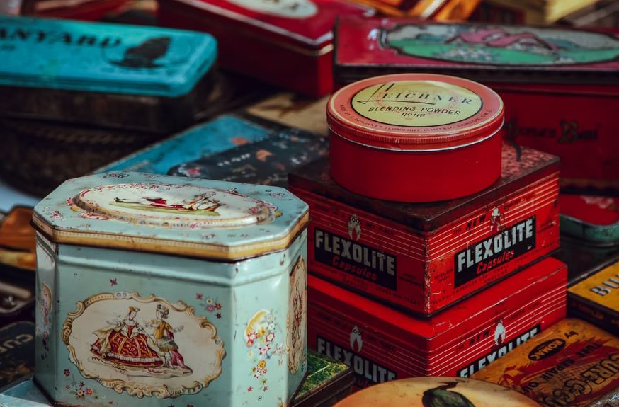 Make Candles in Vintage Tin Cans